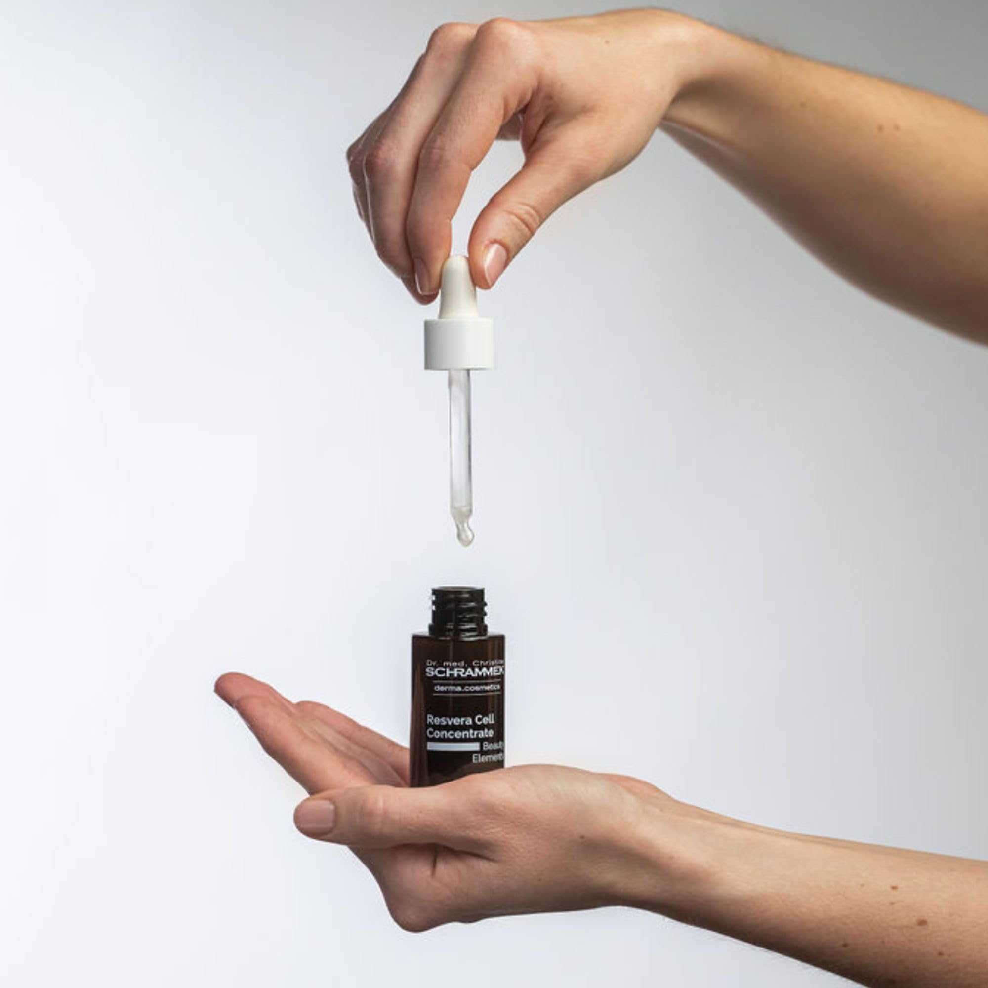 Amazon | シュラメック レスベラセルコンセントレイト 30ml Amazon | シュラメック レスベラセルコンセントレイト 30ml